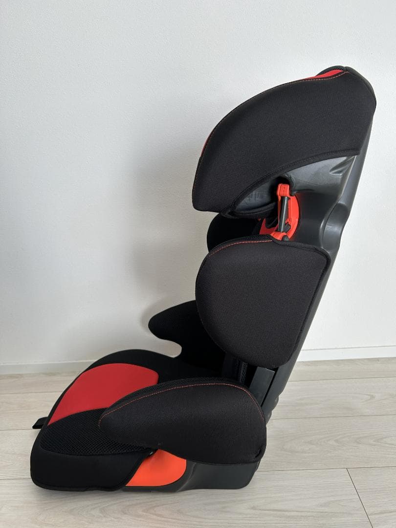 ジュニアシート　ISOFIX　ジョイソン・セイフティ・システムズ