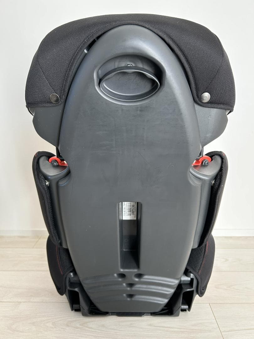 ジュニアシート　ISOFIX　ジョイソン・セイフティ・システムズ