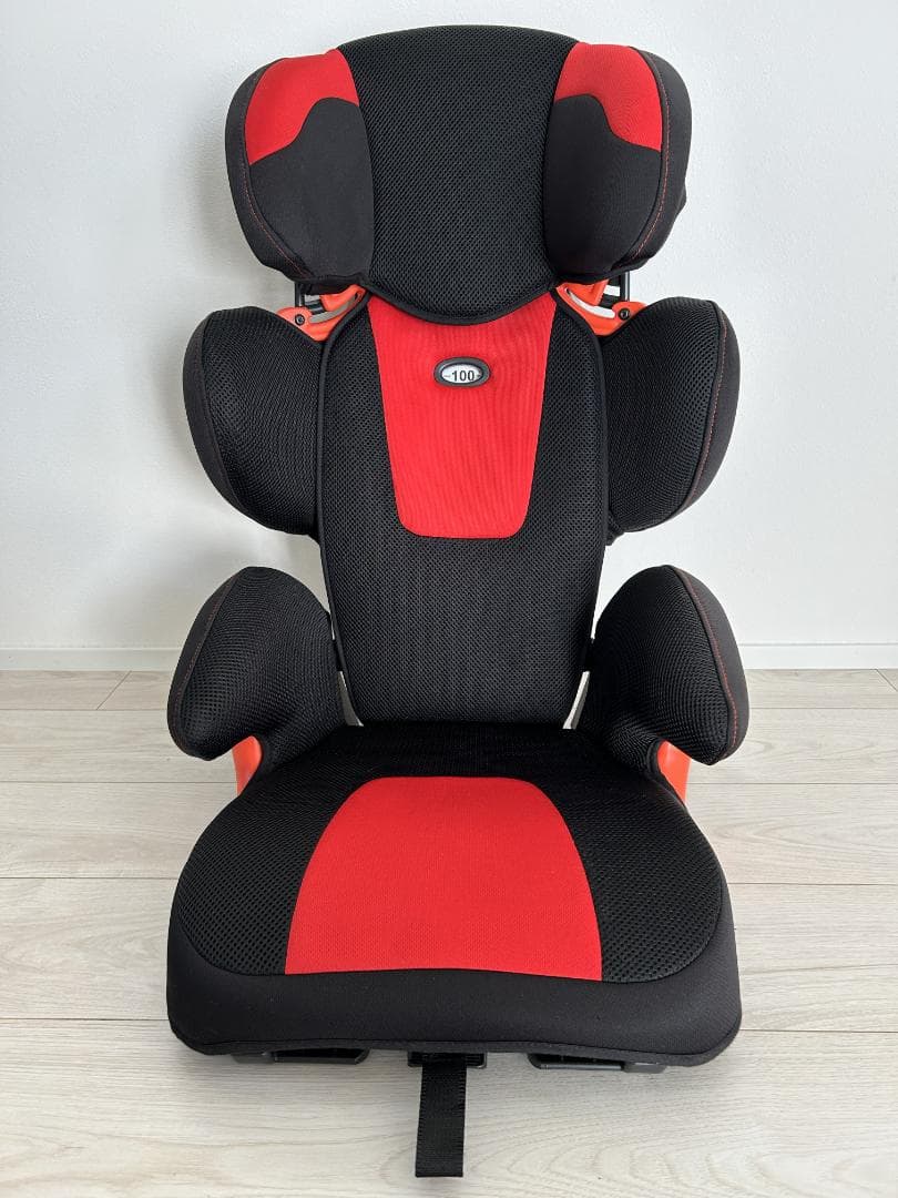 ジュニアシート　ISOFIX　ジョイソン・セイフティ・システムズ