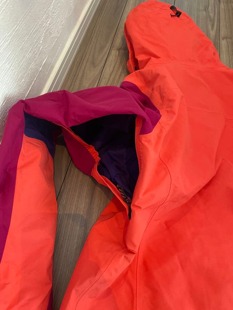 ⭐️極美品⭐️BurtonGORE-TEX ウィンタースポーツジャケット 女性用