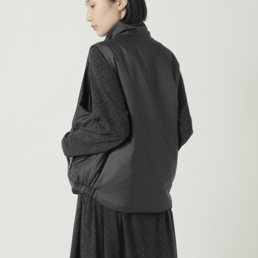 zucca ズッカ ベスト ジレ パデットエアー ブラック M