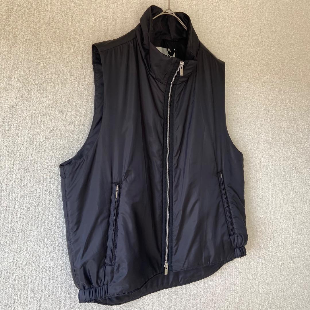 zucca ズッカ ベスト ジレ パデットエアー ブラック M