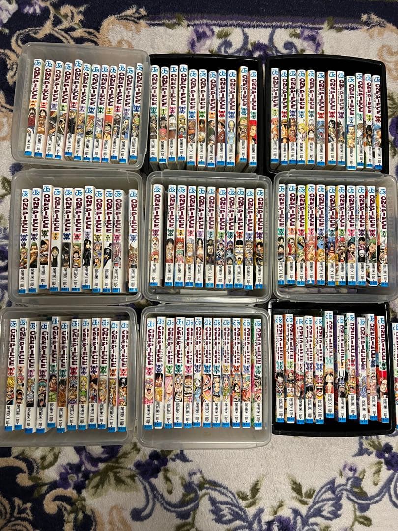ONE PIECE まとめ売り　収納ケース付き