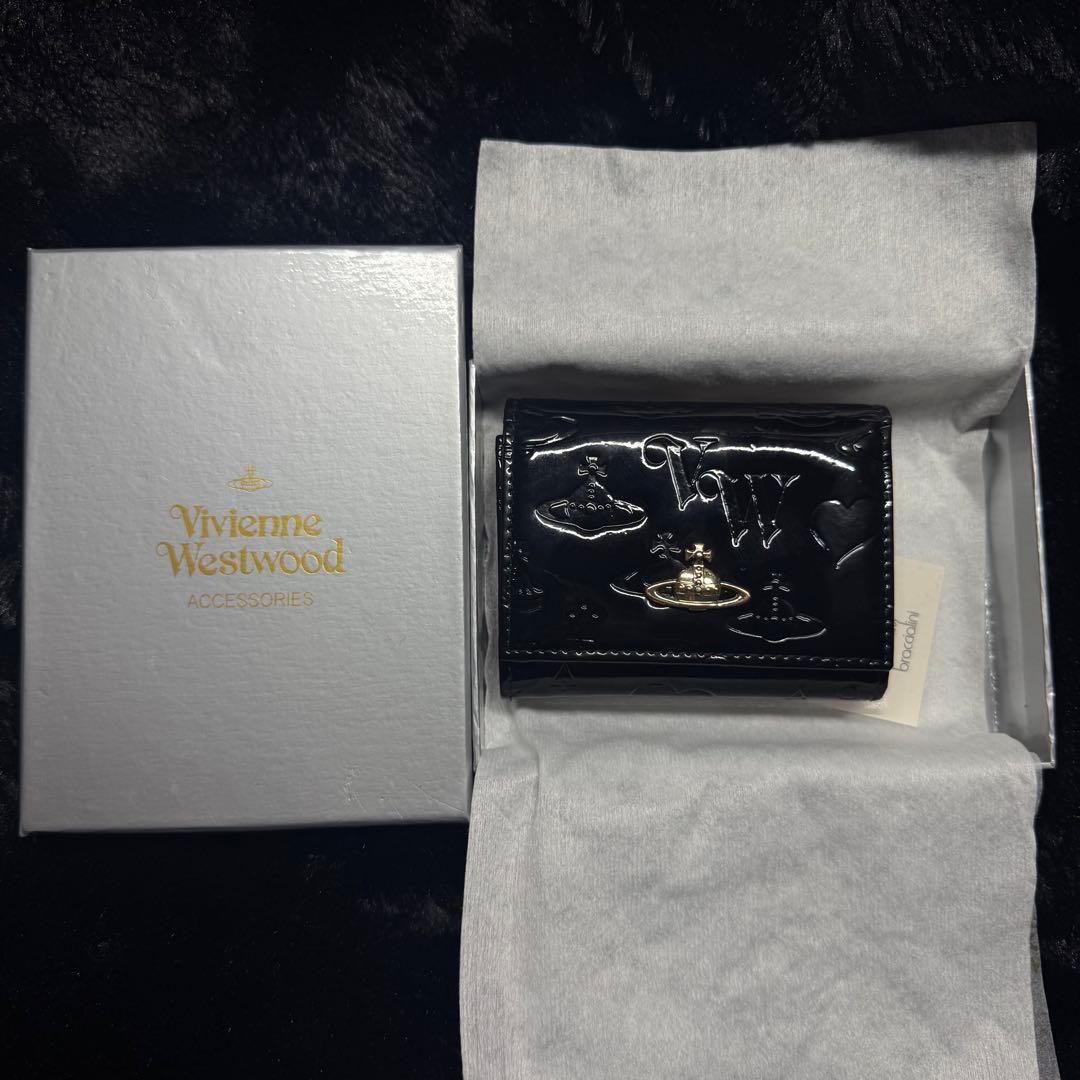 Vivienne Westwood 三つ折り財布 ブラック エナメル