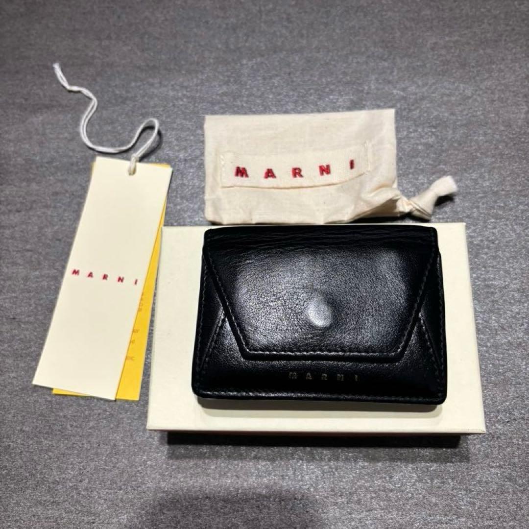 最終値下げです　MARNI ブラック 三つ折り財布