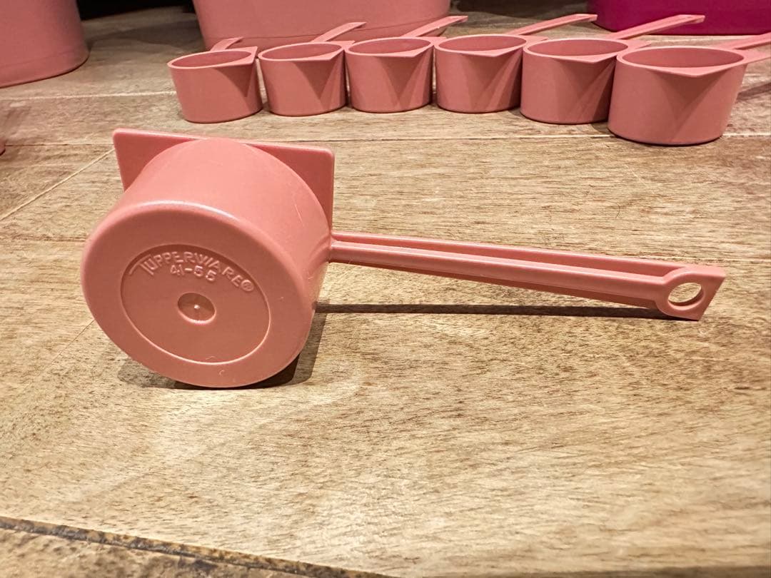 【新品】 Tupperware マキシクイーンデコレータ5個マキシデコレータ1個