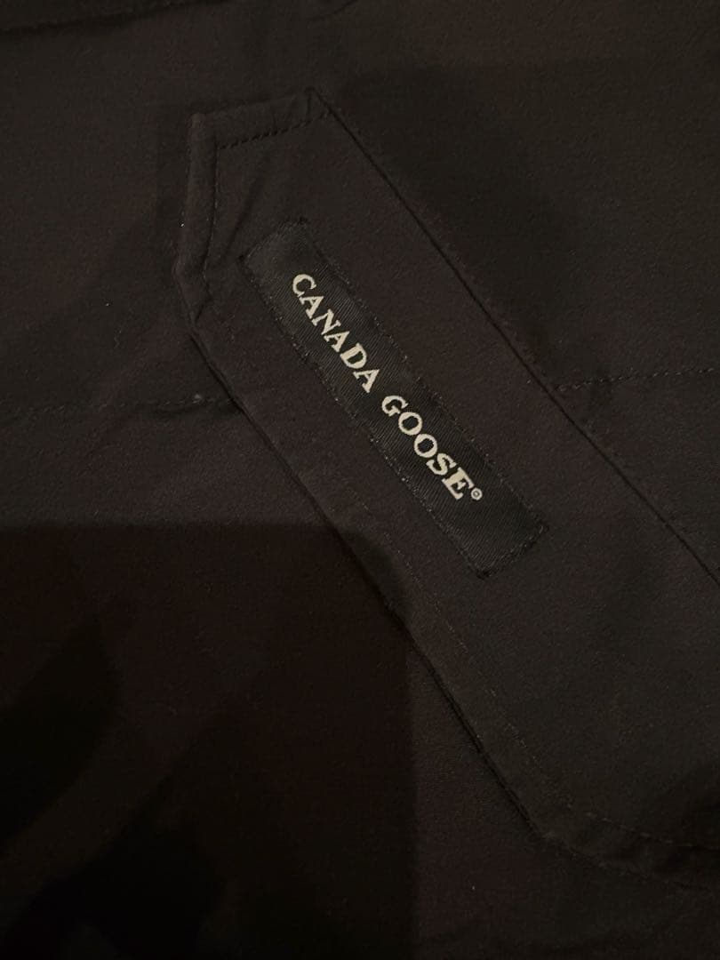 極美品  カナダグース ダウンベスト ブラック レディース