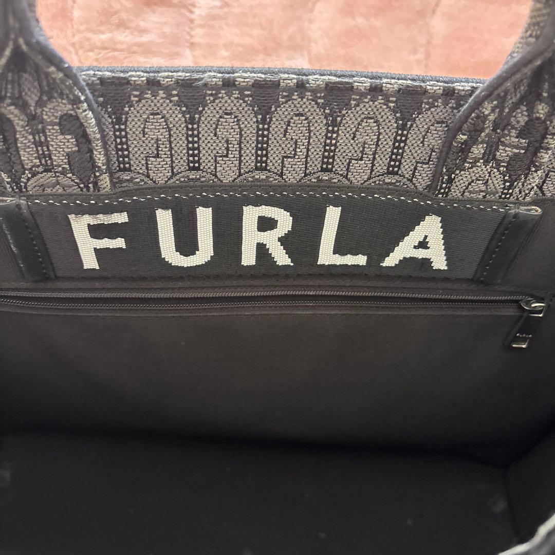 FURLA ブラック トートバッグ