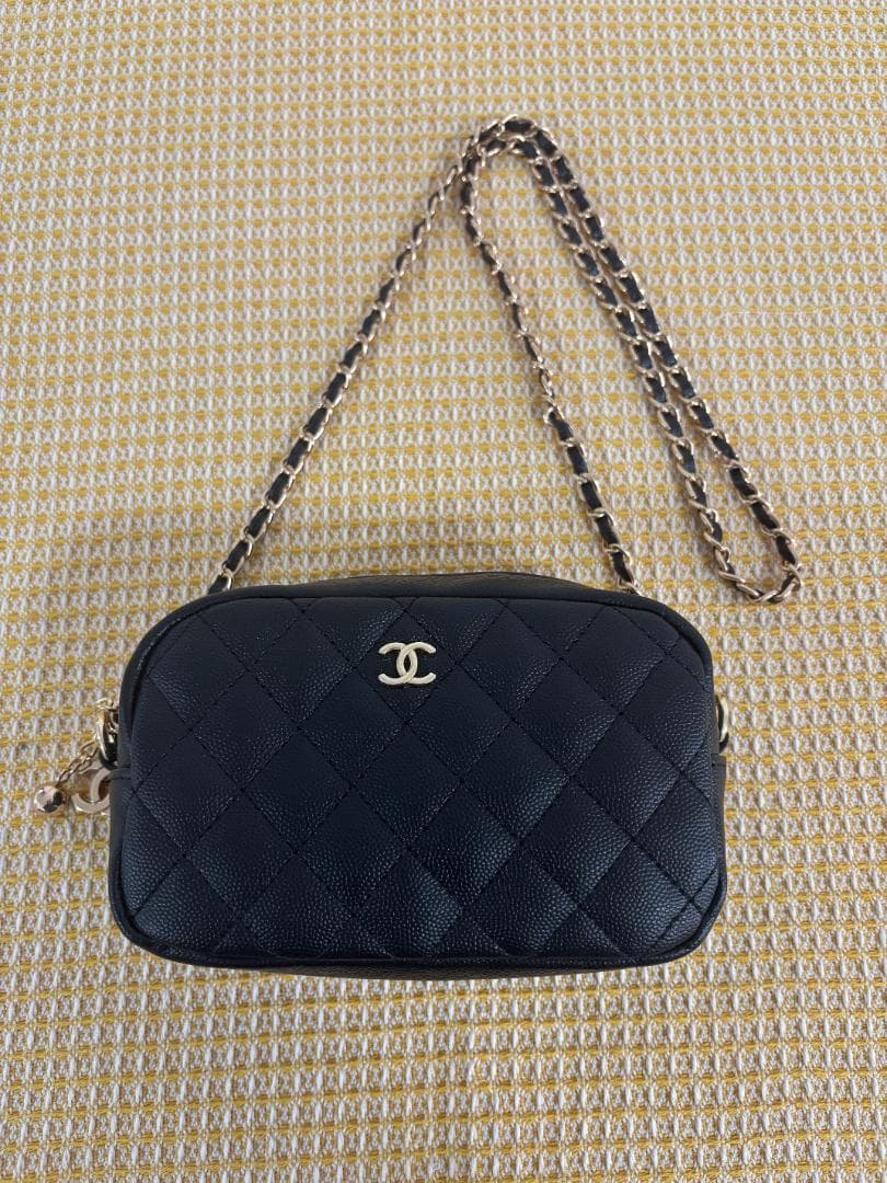 自家保管！ブラック ショルダーバッグ