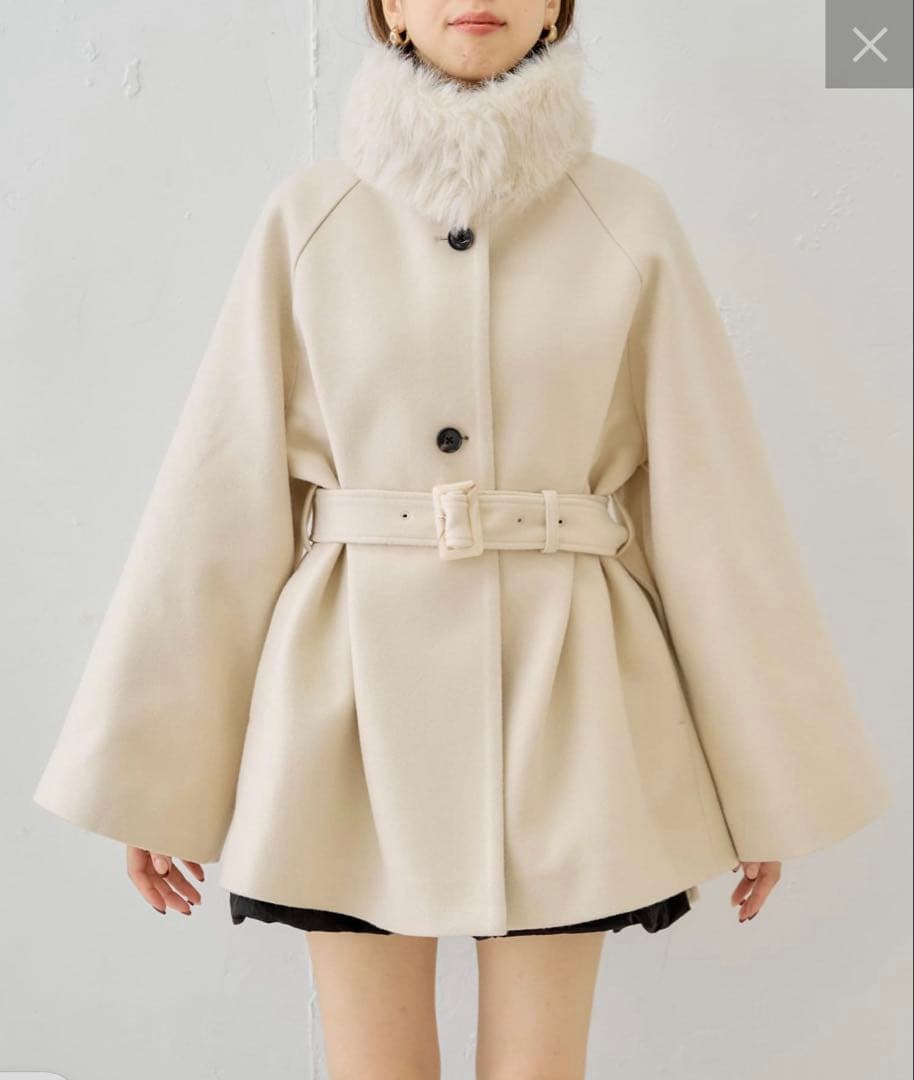 chico ファー取り外しケープコート　 アイボリー