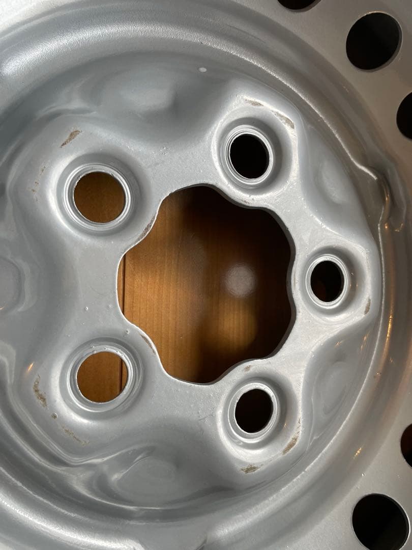 FLAT4製VW Type2用ストックホイール14インチ