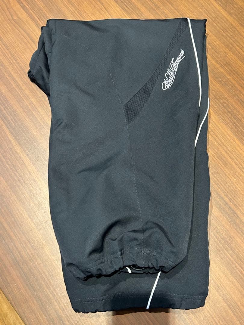 supreme NIKEコラボ　トラックパンツブラック　Mサイズ