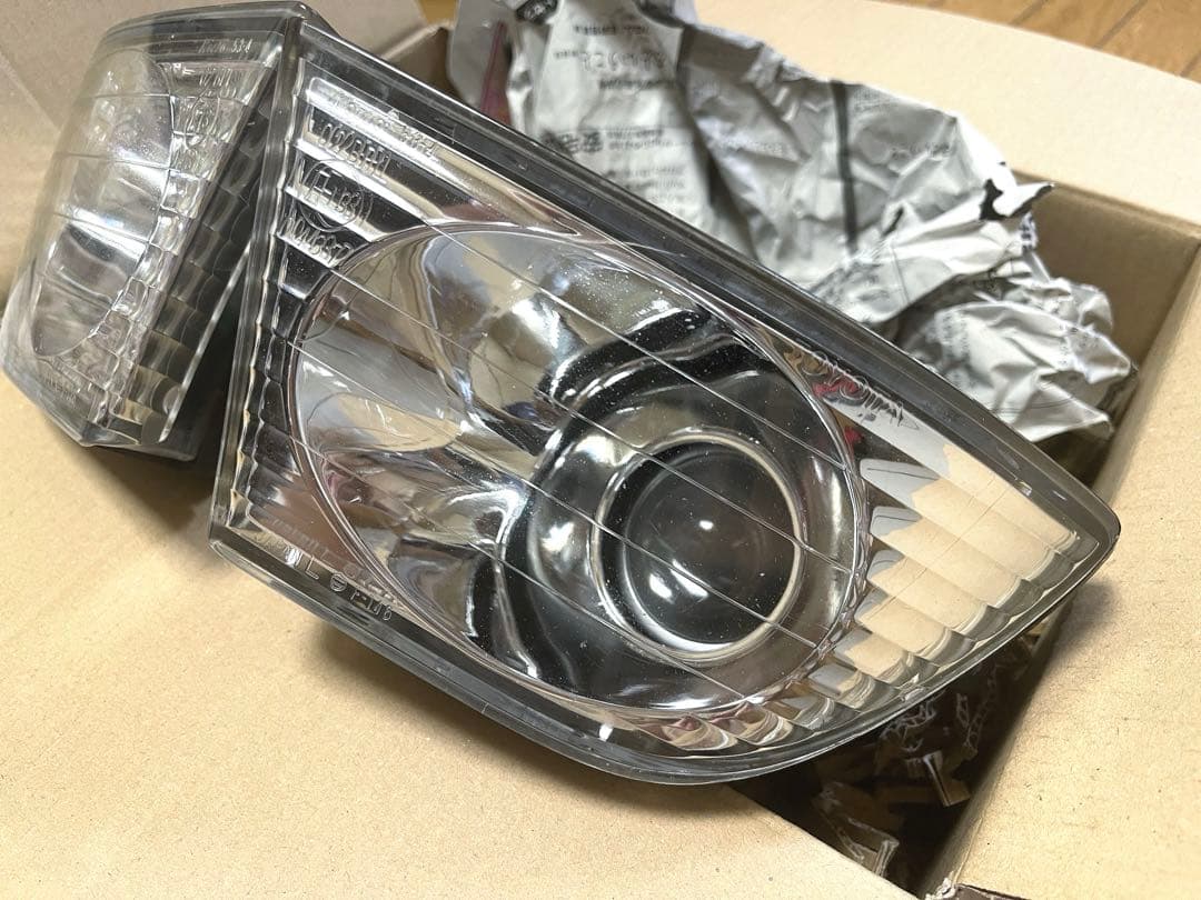 アルテッツァ　純正フォグランプ