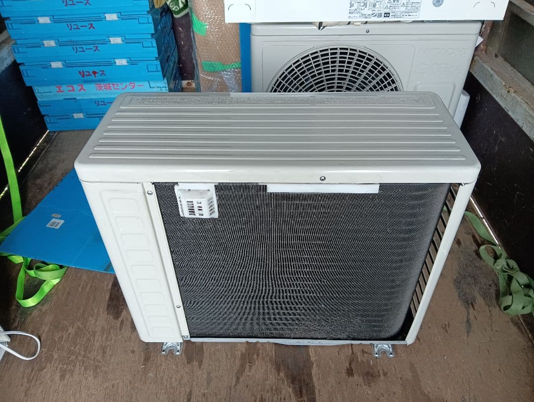 日立・ルームエアコン・白くまくんDBKシリーズ6畳用・RAS-DBK22J-W①