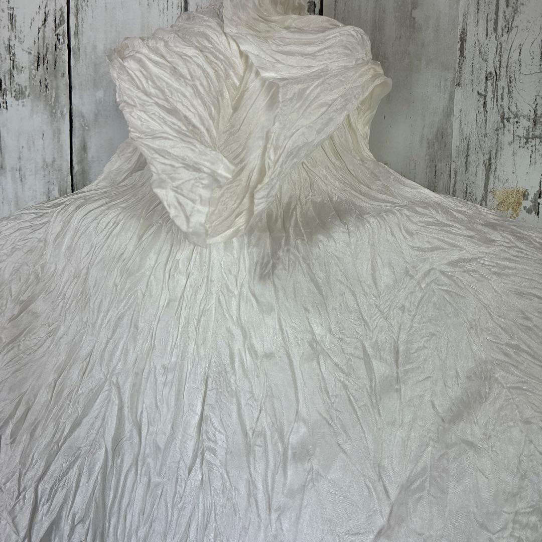 ⭐️ISSEI MIYAKE シワ加工　白