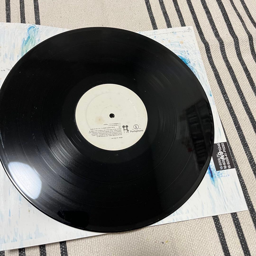 e*奨様 RADIOHEAD アナログ UK盤 OK COMPUTER 8552