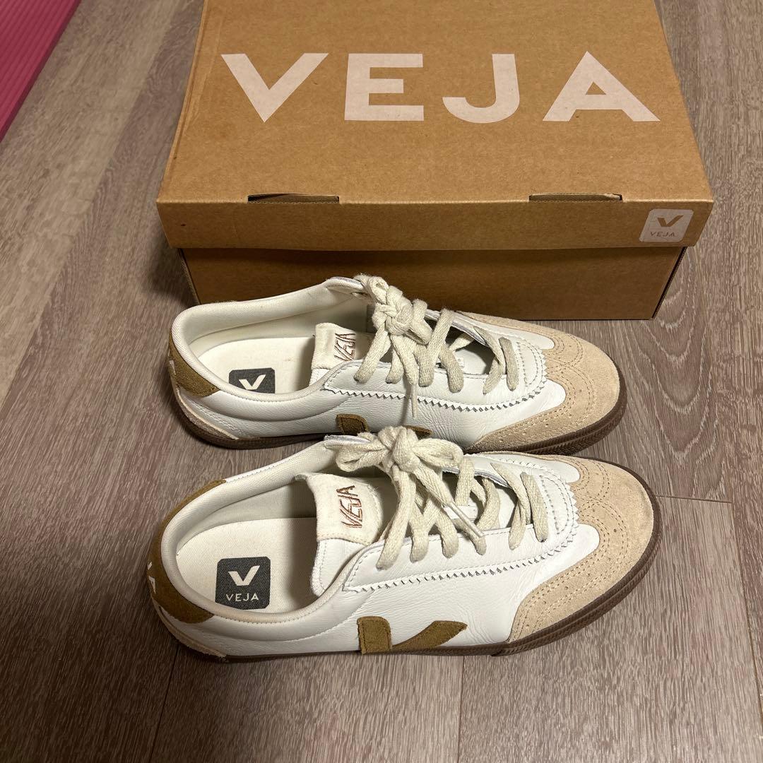 Veja VOLLEY スニーカー ホワイト×テント×バーク39