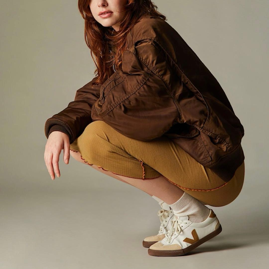 Veja VOLLEY スニーカー ホワイト×テント×バーク39