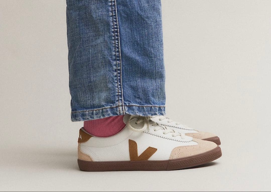 Veja VOLLEY スニーカー ホワイト×テント×バーク39