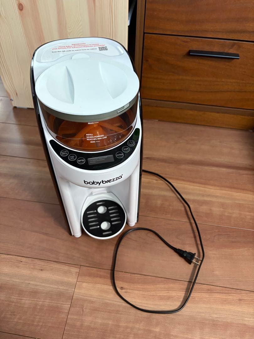 baby brezza 輸入自動調乳器 ホワイト/ブラック