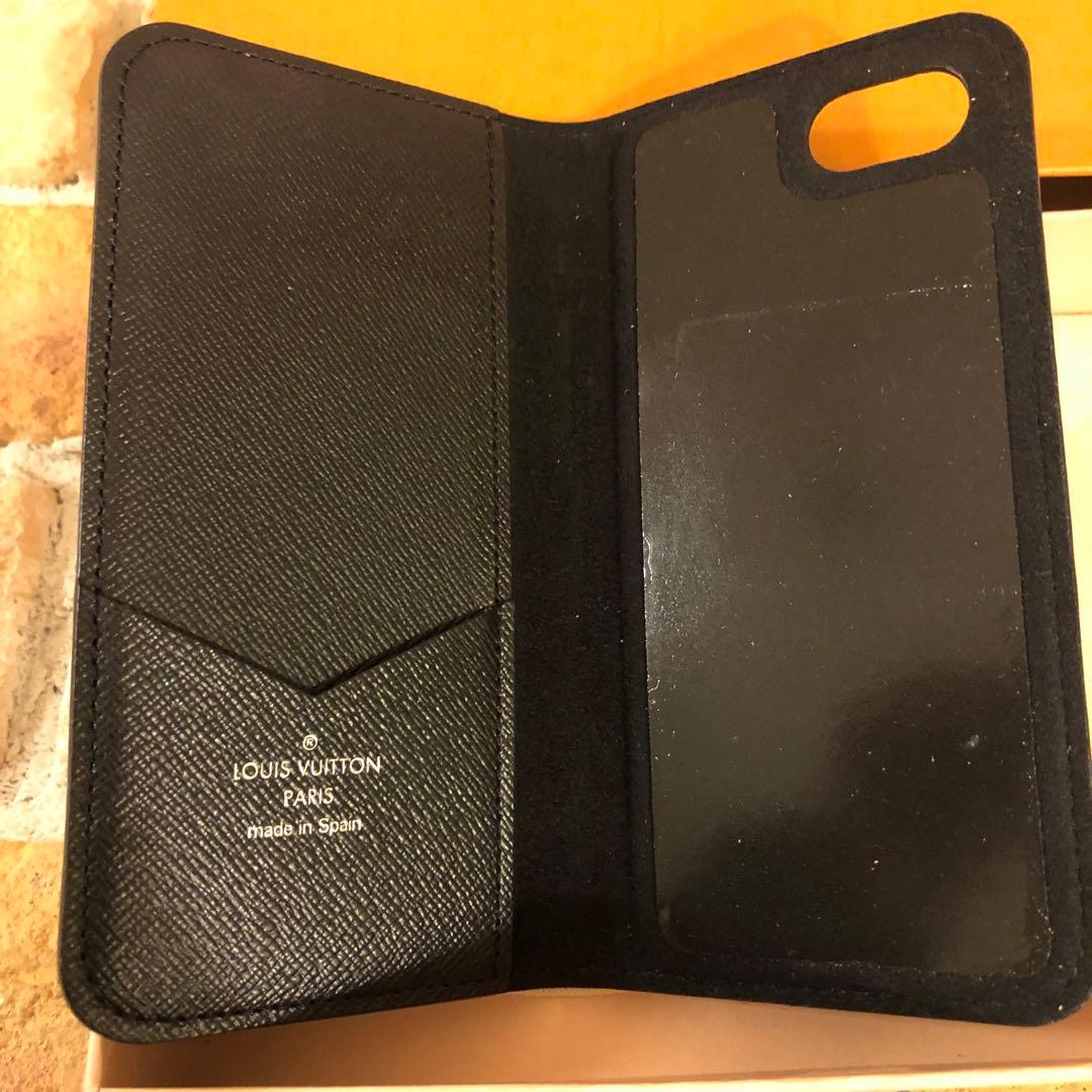 LOUIS VUITTON 手帳型ケース　iPhone7、8
