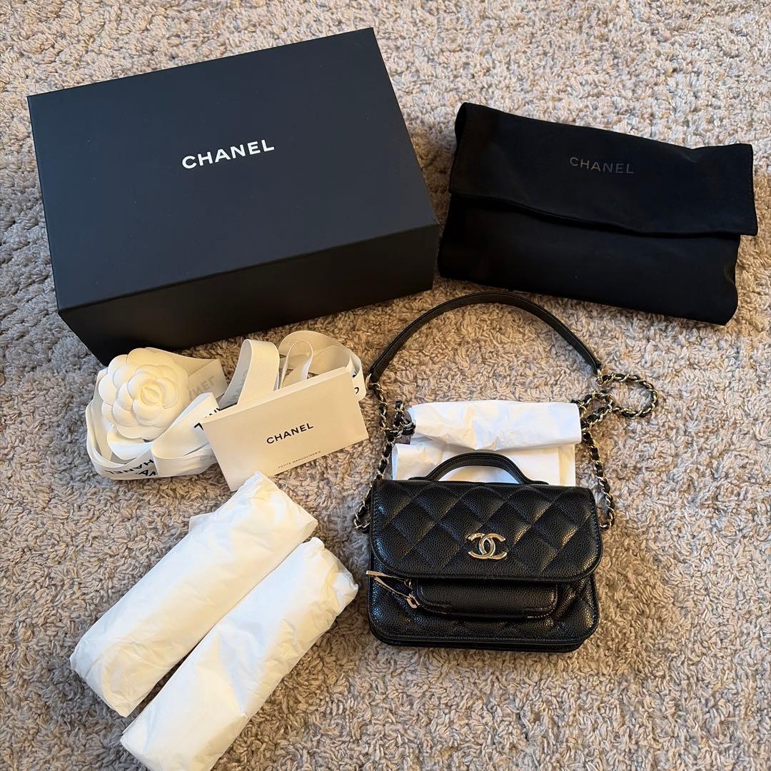 CHANEL⭐︎チェーンクラッチ　ブラック