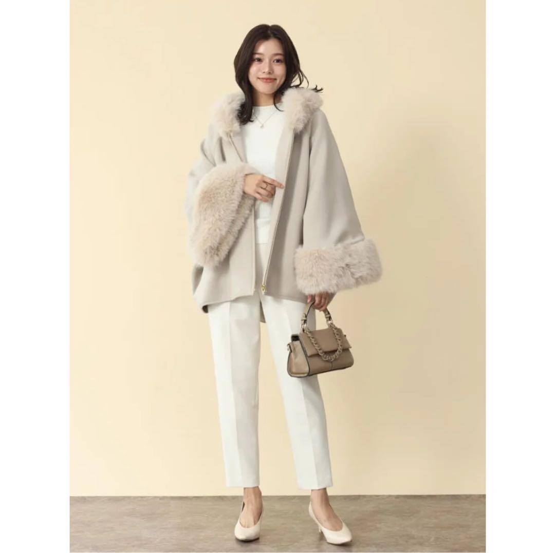 【新品未使用】ヤマダヤ フェンネル ファー付 フード ポンチョ ライトグレージュ