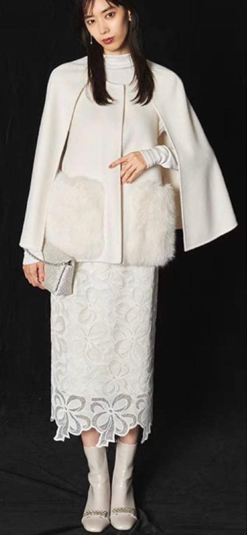 セルフォード　ポケットファーケープコートタグ付き