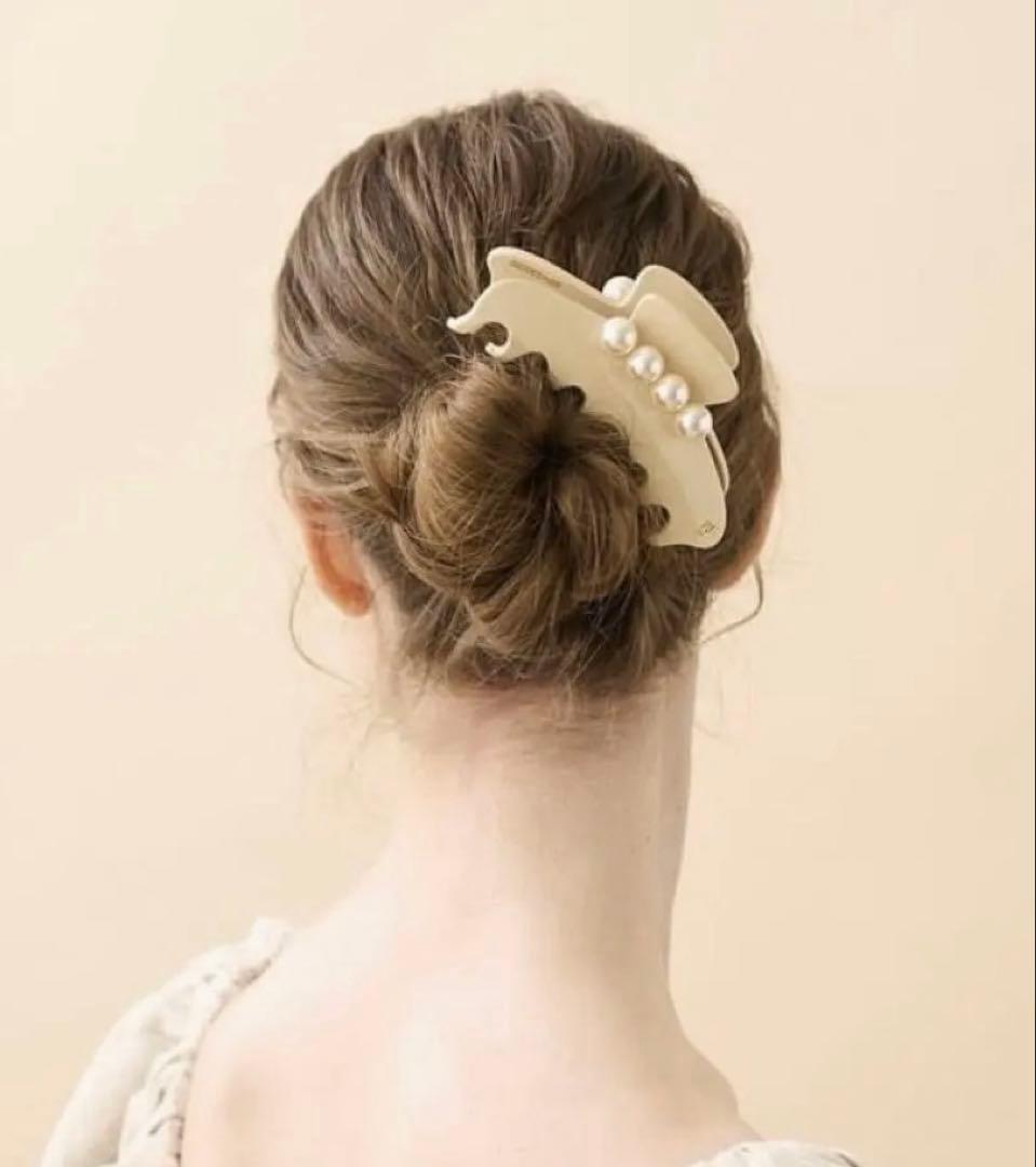 アレクサンドルドゥパリ　ヘアクリップ　パール　ベージュ　Ｌサイズ