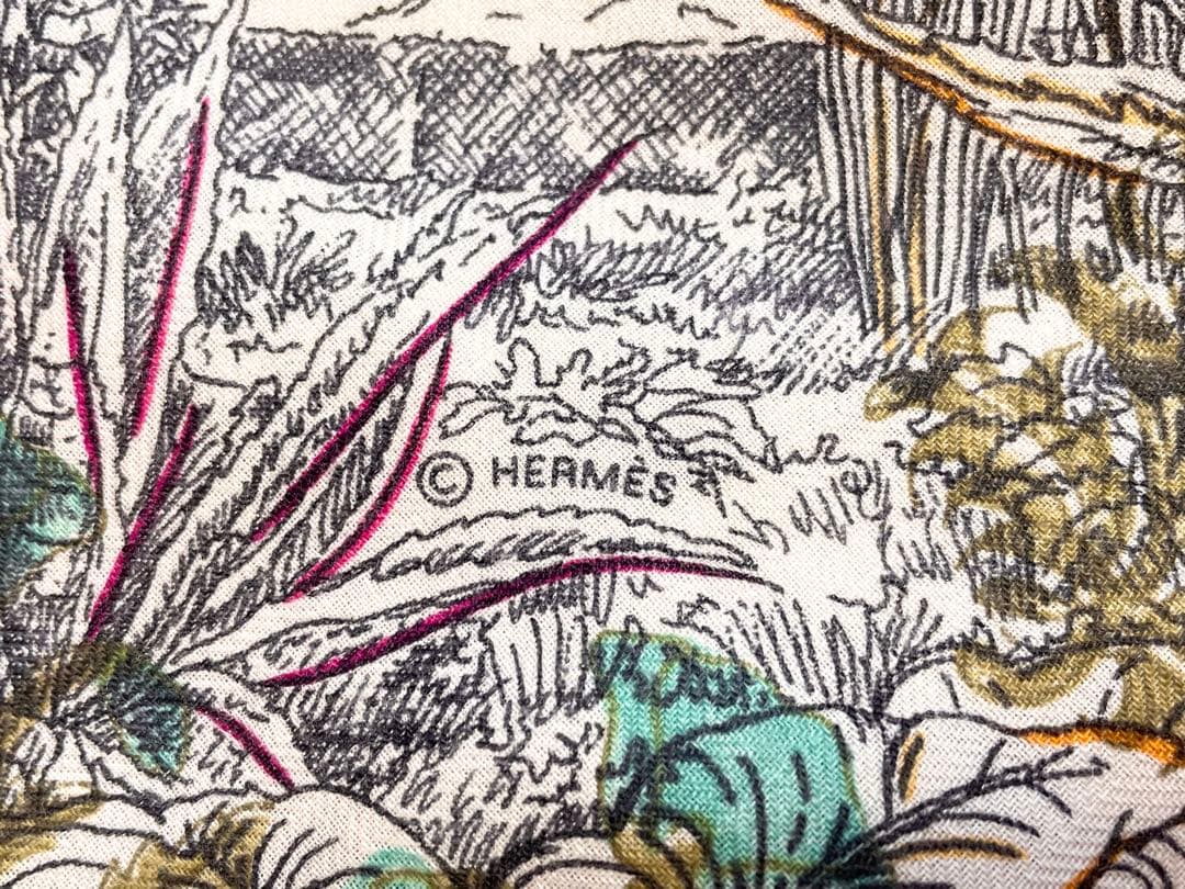 【希少！美品！】HERMES カレジェアン レイラの庭 ホワイト マルチカラー