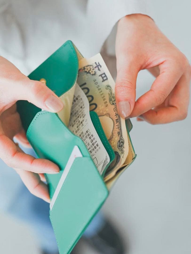 新品 北欧暮らしの道具店 手のひらサイズ 本革財布