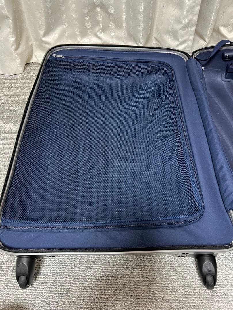 【即購入可】サムソナイト　コスモライト　シルバー　88L【美品】【くっきー様】