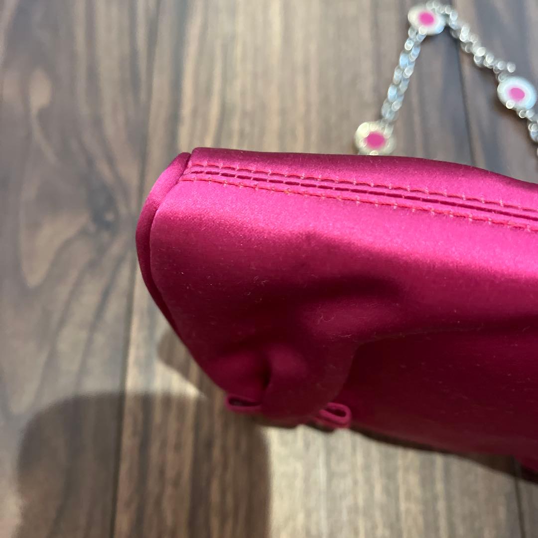 ブルガリ　BVLGARI ピンク サテンクラッチバッグ チェーンストラップ