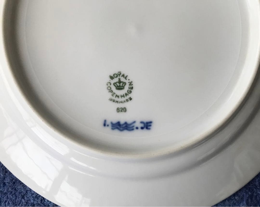 ロイヤルコペンハーゲン皿2枚　ブルーフルーテッド ハーフレース(メルカリ専用)