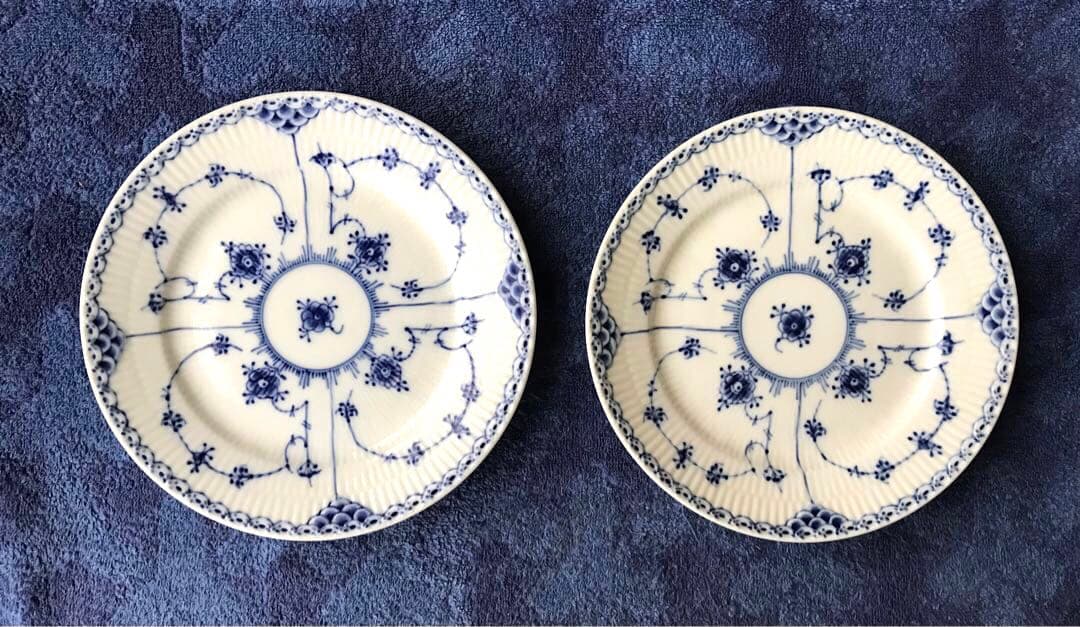 ロイヤルコペンハーゲン皿2枚　ブルーフルーテッド ハーフレース(メルカリ専用)