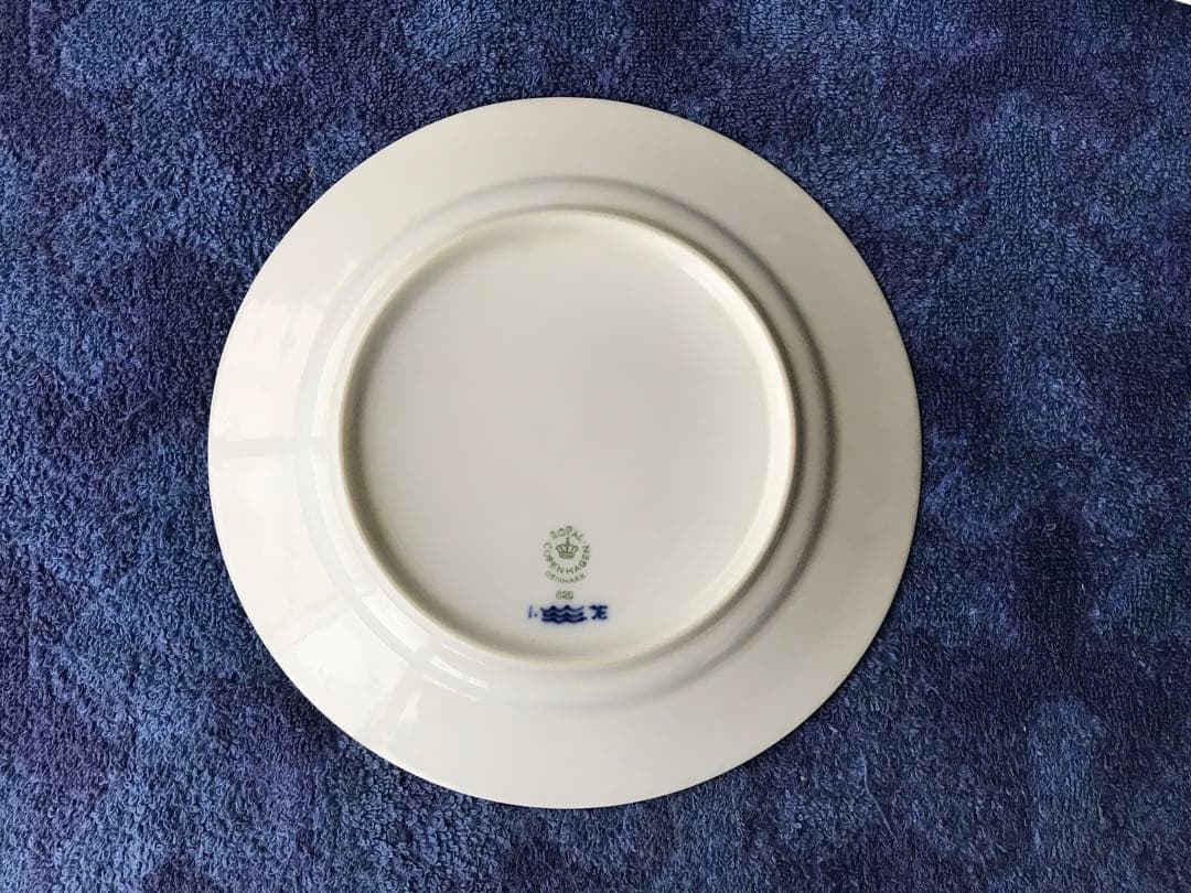 ロイヤルコペンハーゲン皿2枚　ブルーフルーテッド ハーフレース(メルカリ専用)