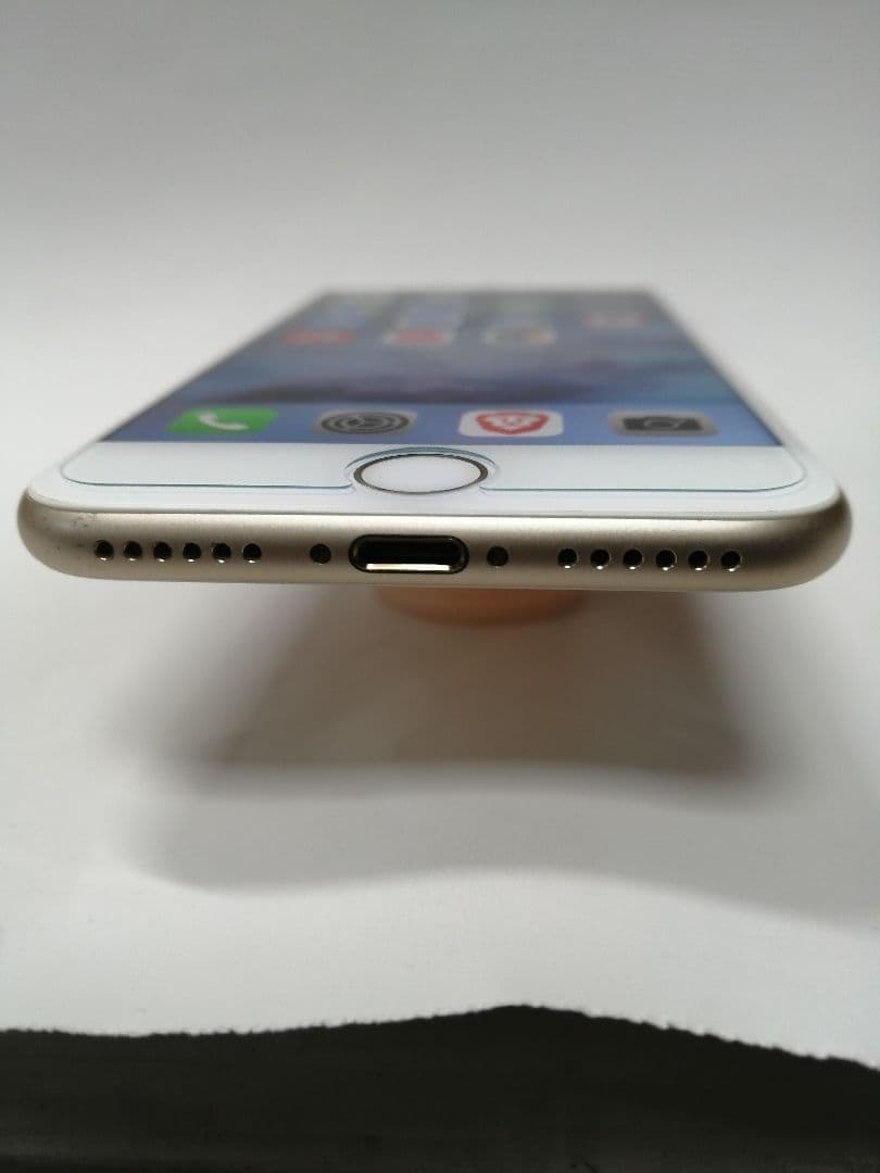 iPhone７128GB バッテリー100%