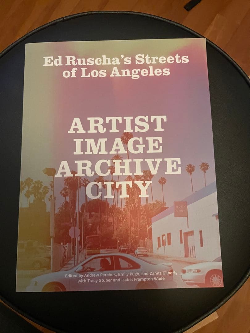 アート・デザイン・音楽 Ed Ruscha ARTIST IMAGE ARCHIVE CITY