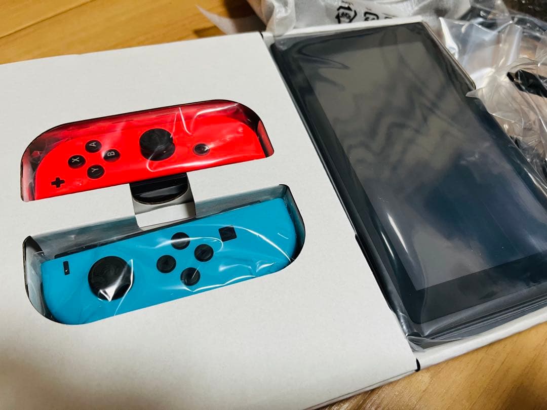 Nintendo Switch ネオンブルー・オレンジ