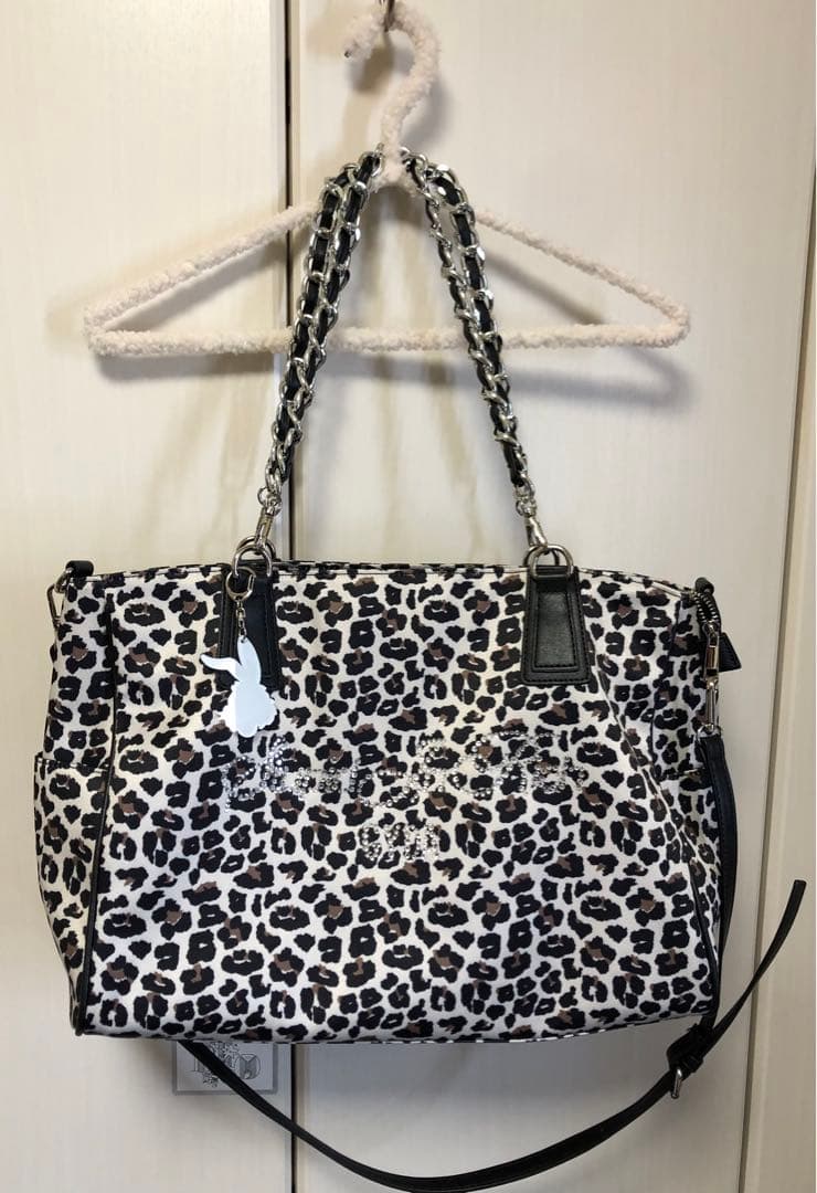 GYDA 店舗限定ノベルティミックス(ヒョウ柄)チャームホワイト付き