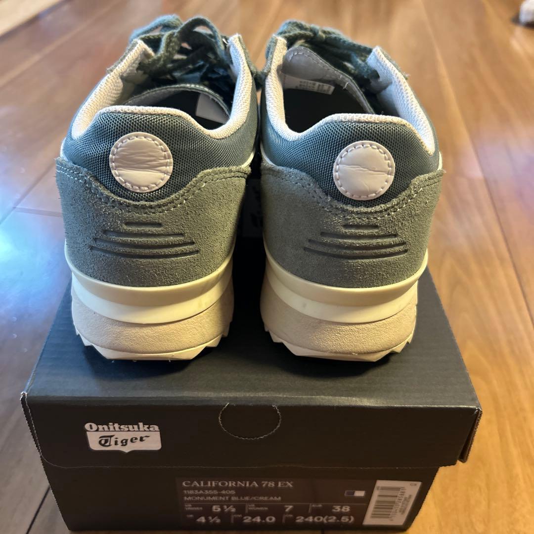 ASICS Onitsuka Tigerグレー/ホワイト ランニングシューズ