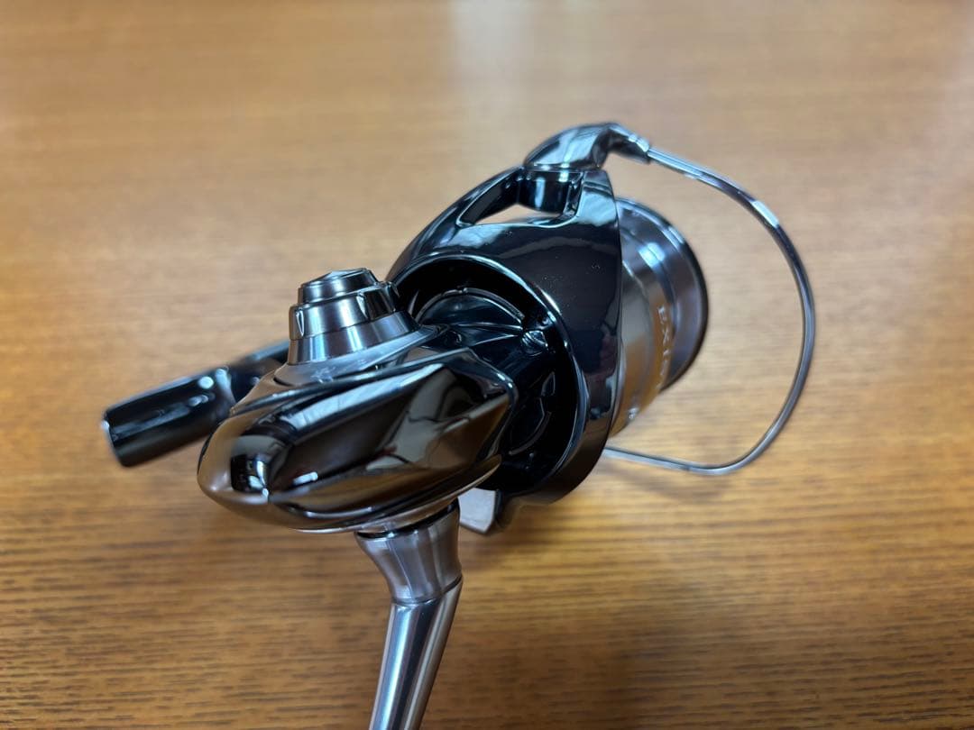 ダイワ　22イグジストPC LT3000-XH 美品