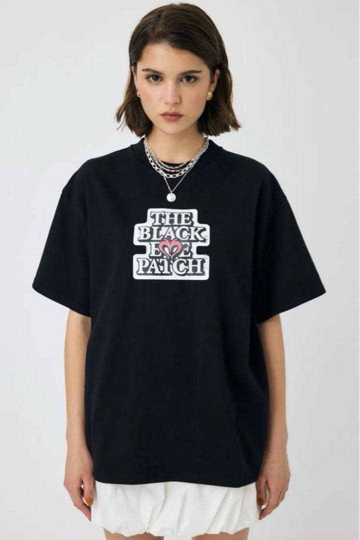 MOUSSY ブラック Tシャツ THE BLACK LOVE PATCH