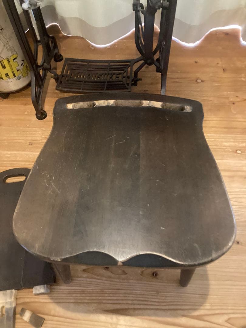 昭和レトロ　カリモク RUSTICオーク材 ダイニング チェア 楔式