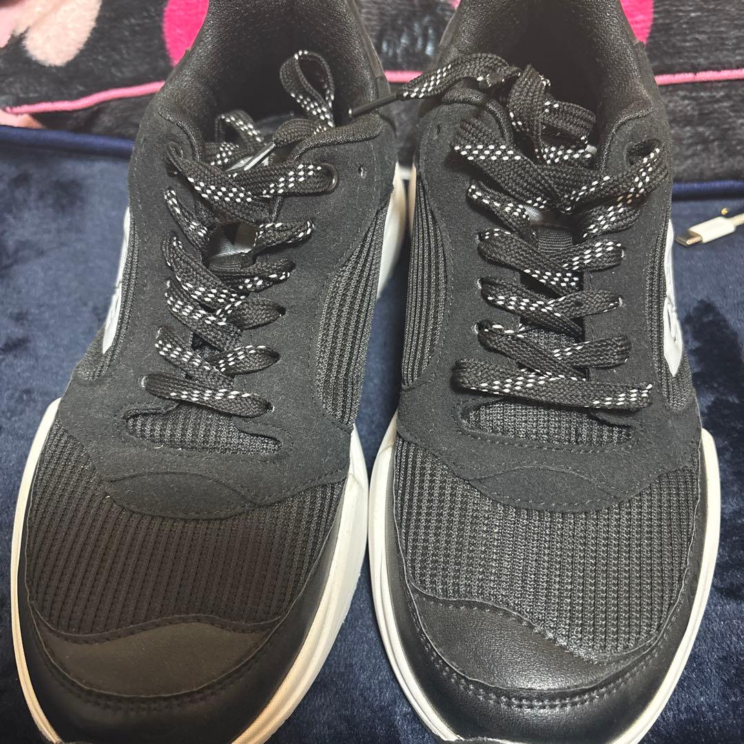 ROXY ブラックメッシュスニーカー