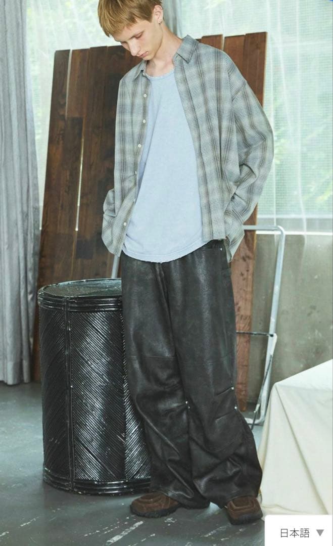 ［ OPENING ACT ］ ユーズド加工フェイクレザーカーゴパンツ