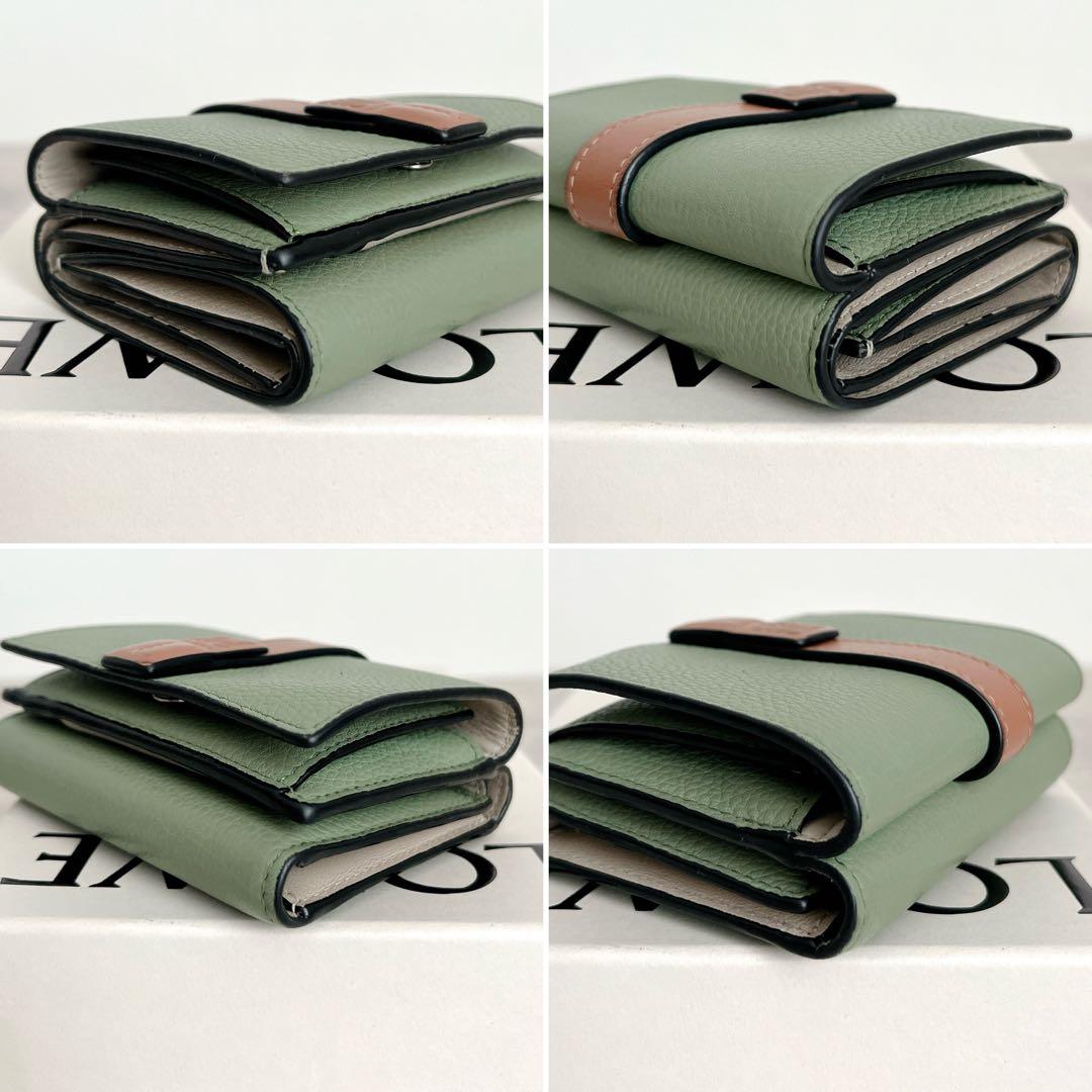 美品✨ロエベ　トライフォールドウォレット　アナグラム　三つ折り財布　ローズマリー