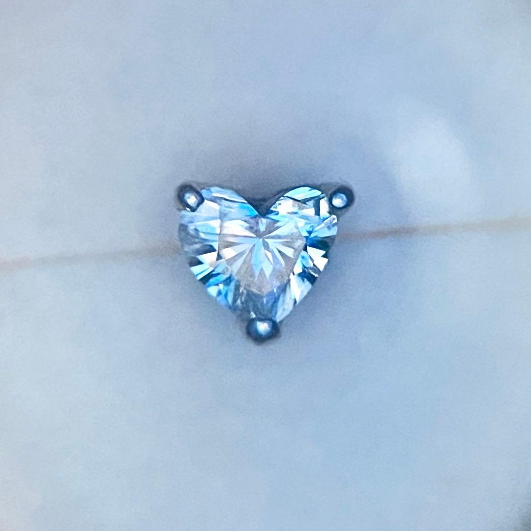 ピンクの猫さん❣️プラチナ ハートシェープカットダイヤ ピアス(片耳)