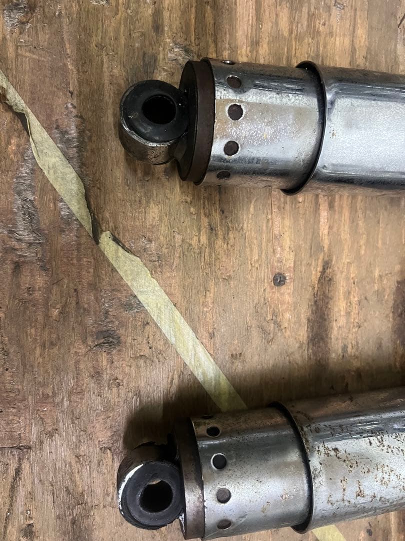 サスペンション 金属製 調整可能