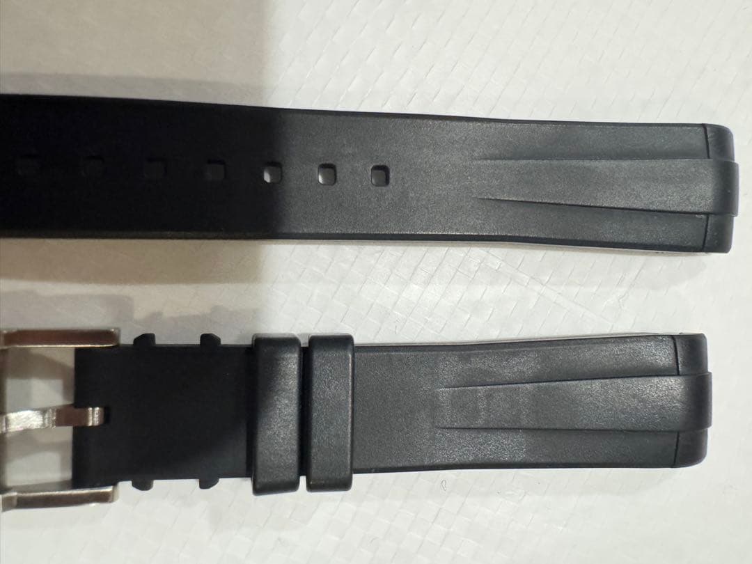 Rubber B ロレックス・ヨットマスター35ミリ用ラバーベルト ブラック